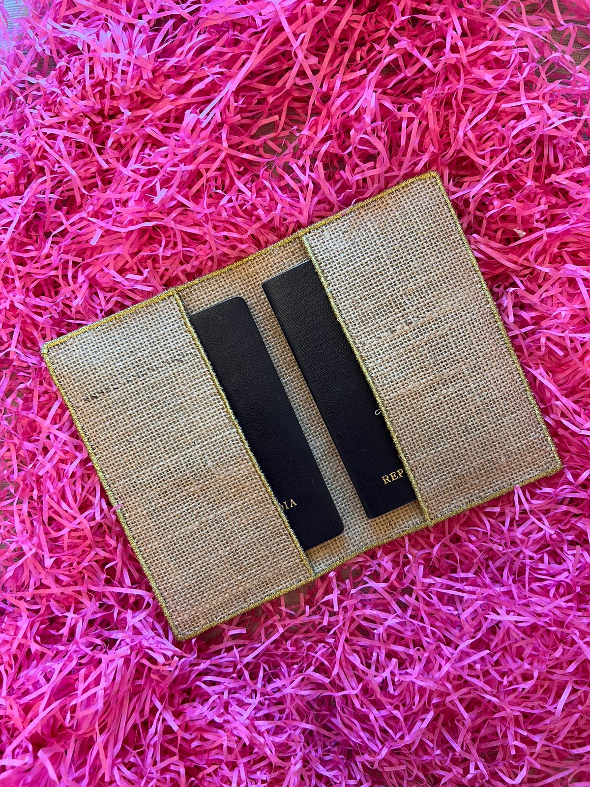 Daisy Dreams Passport Holder