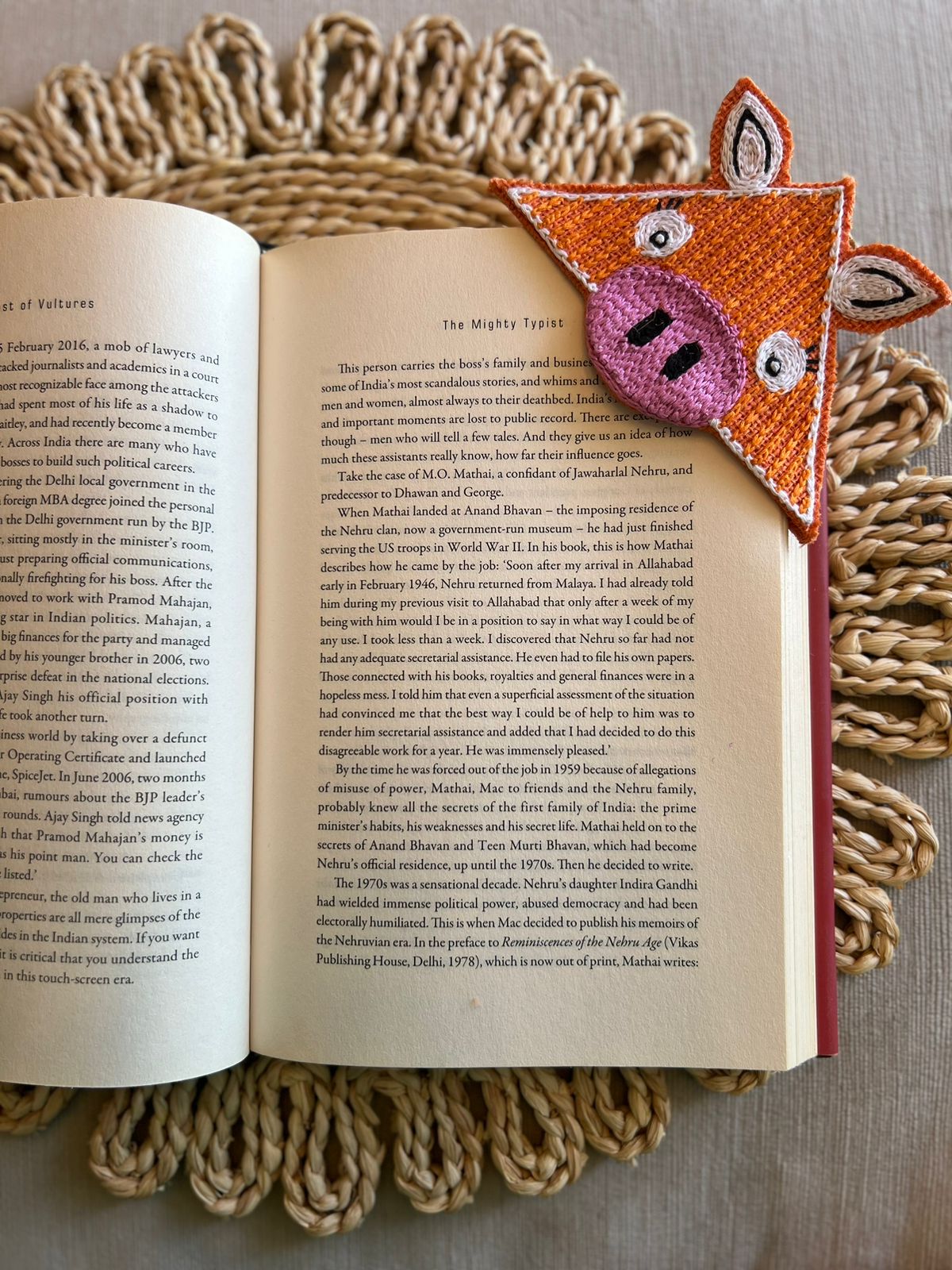 Piggie Bookmark