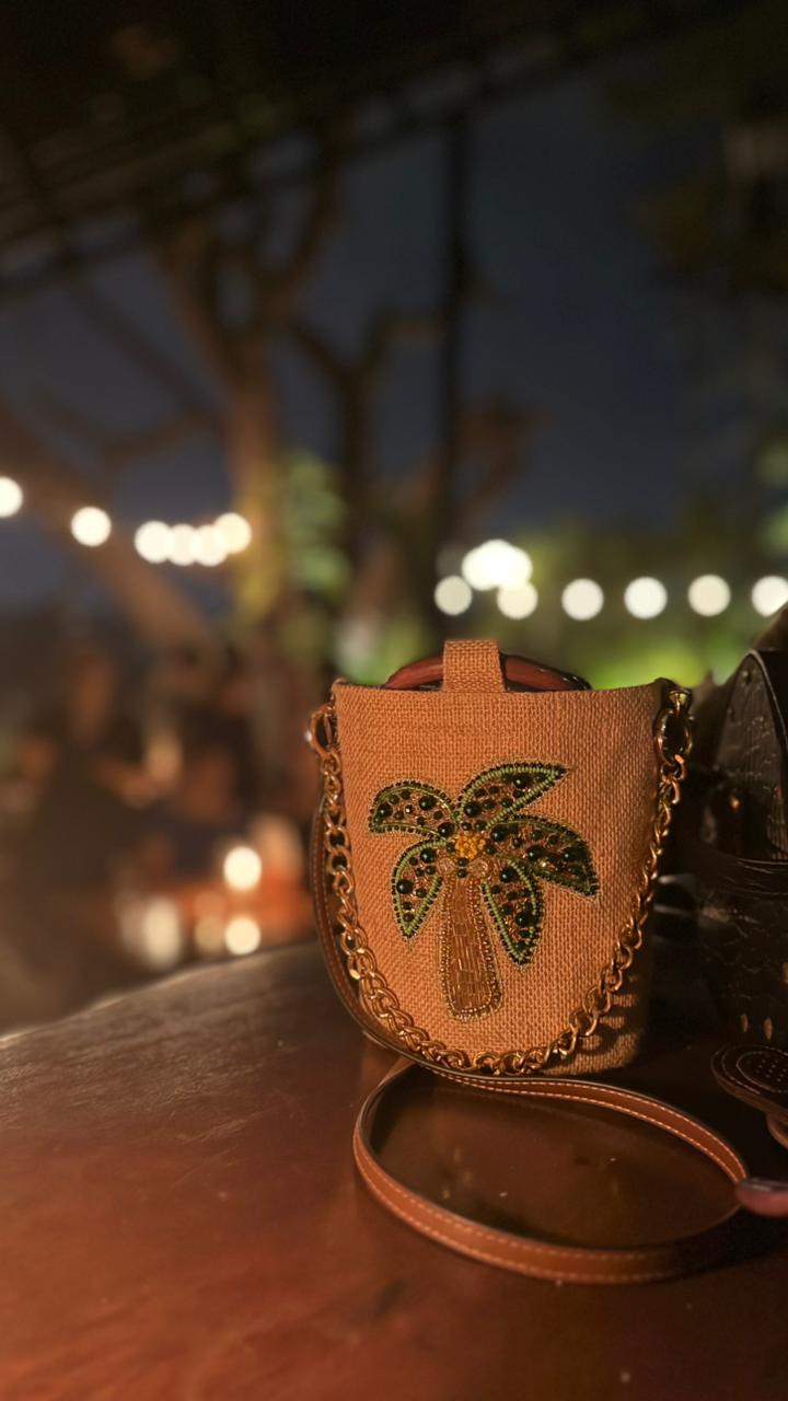 Tropic Like It's Hot - Bucket Bag